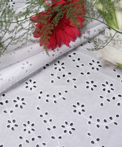  Cotton Chicken Fabric in Srinagar